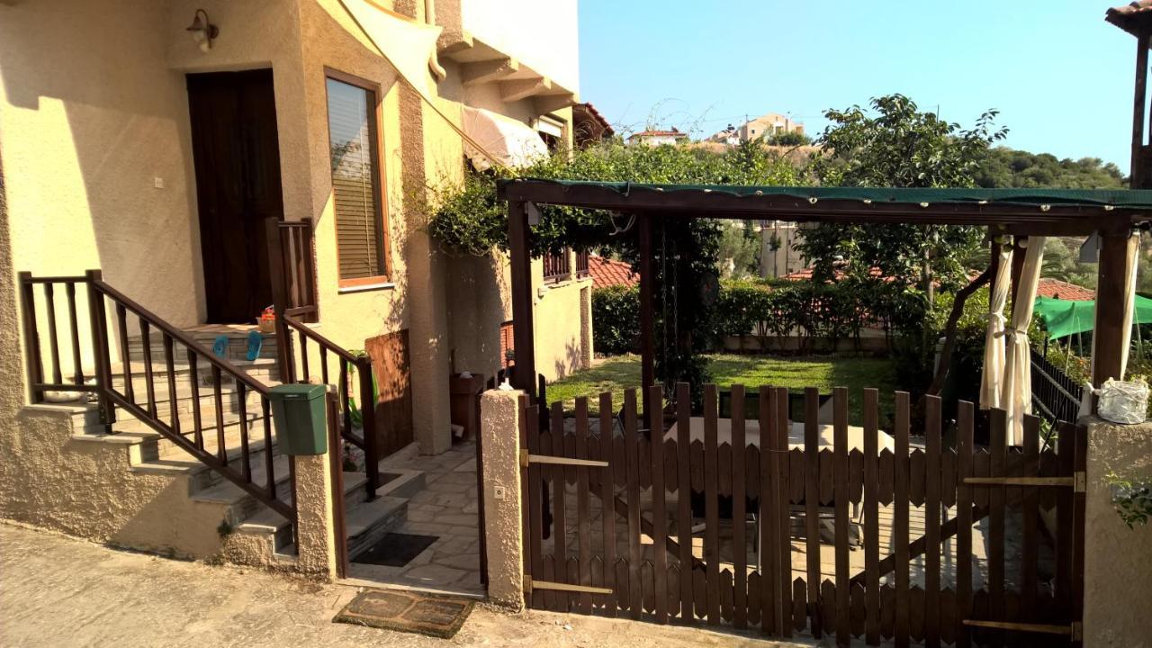 Euphoria Beach House Palaiontsiflikion Ngoại thất bức ảnh