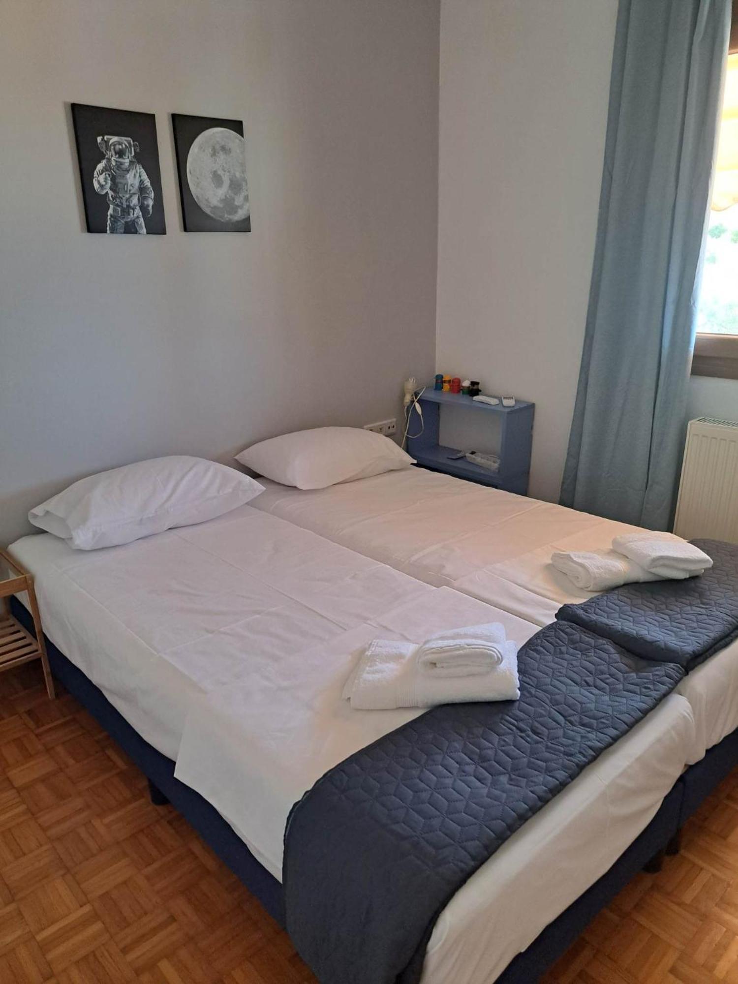 Euphoria Beach House Palaiontsiflikion Ngoại thất bức ảnh